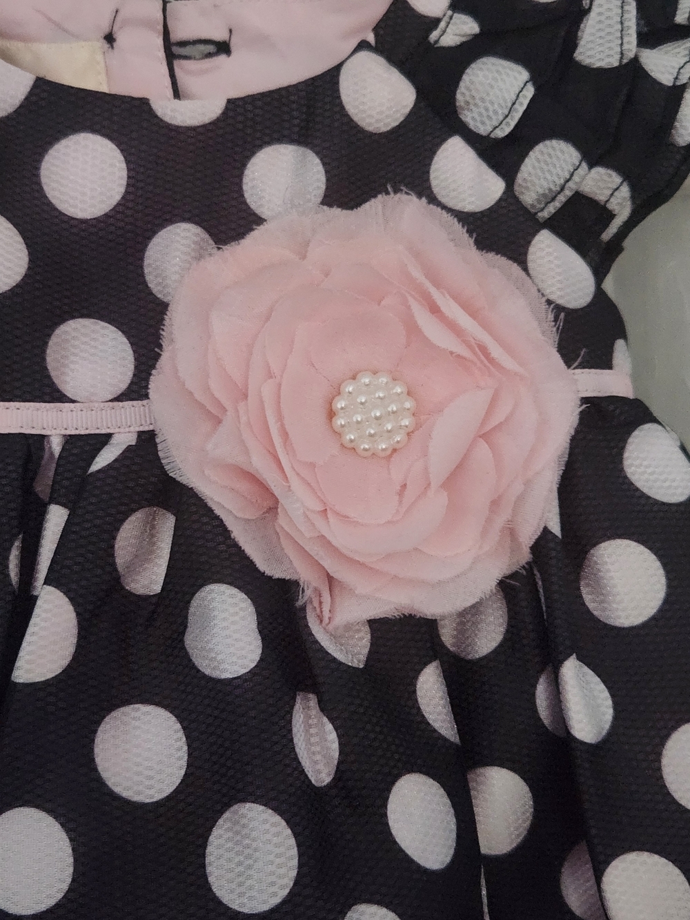 Laura Ashley Black Dress with Soft Pink Polka Dots and Flower, S 0-3m, EPreLC - Picture 3 of 6